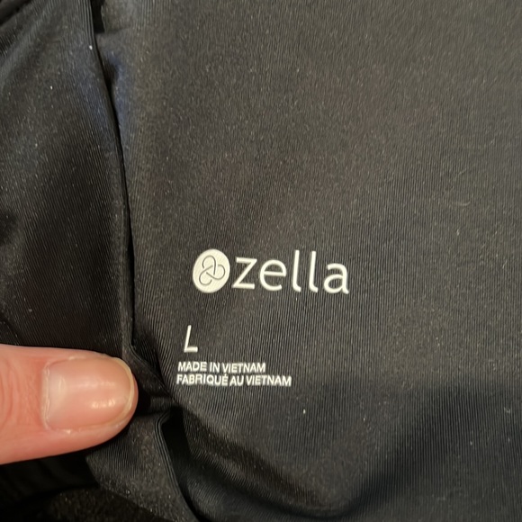 Zella Workout Set - large top med bottom - Picture 4 of 6